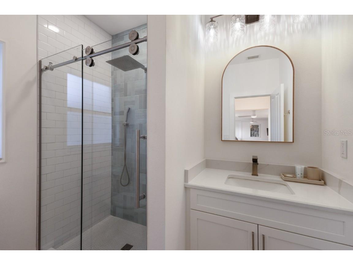 212 Oak Avenue Anna Maria FL 34216 A4659522 image25