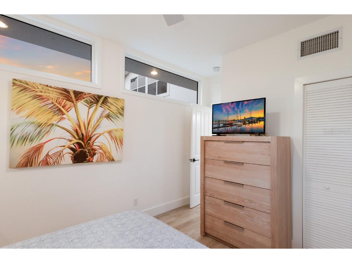 212 Oak Avenue Anna Maria FL 34216 A4659522 image29