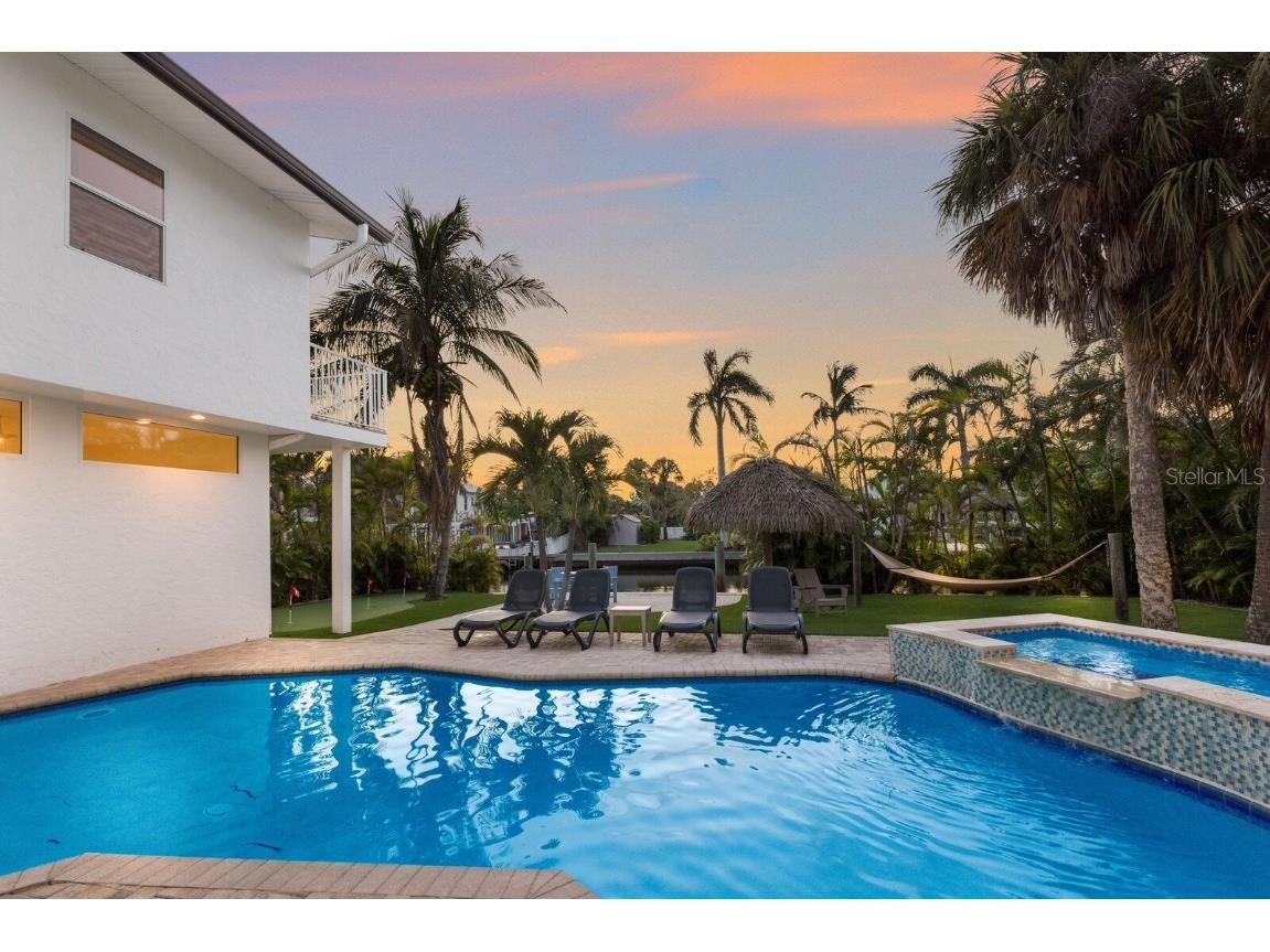 212 Oak Avenue Anna Maria FL 34216 A4659522 image46