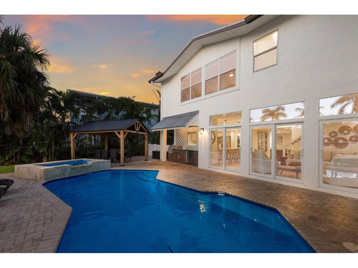 212 Oak Avenue Anna Maria FL 34216 A4659522 image48