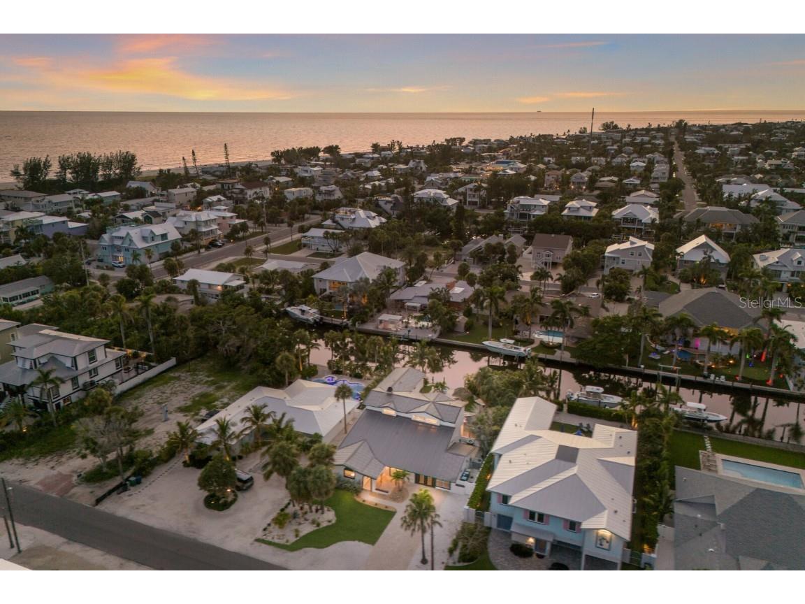 212 Oak Avenue Anna Maria FL 34216 A4659522 image65