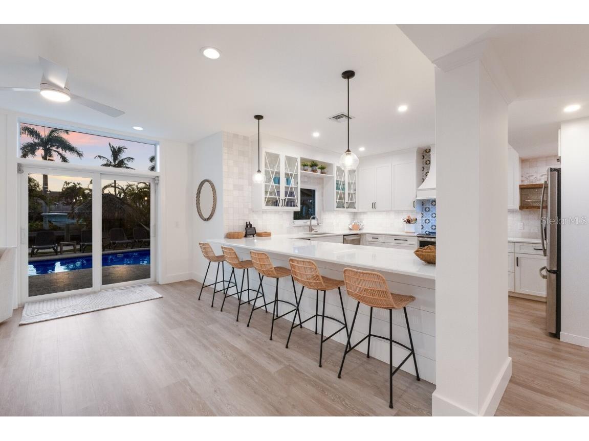 212 Oak Avenue Anna Maria FL 34216 A4659522 image9