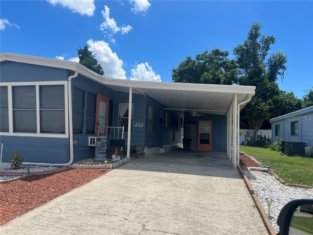 212 Paradise S Leesburg FL 34788 G5103348 image2