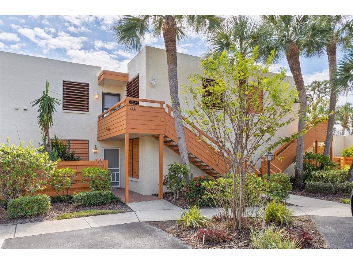 212 Pineneedle Drive Bradenton FL 34210 A4550388 image1