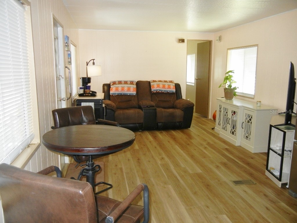 212 Rue De Pont Tavares FL 32778 - DORA CANAL G5109515 image12