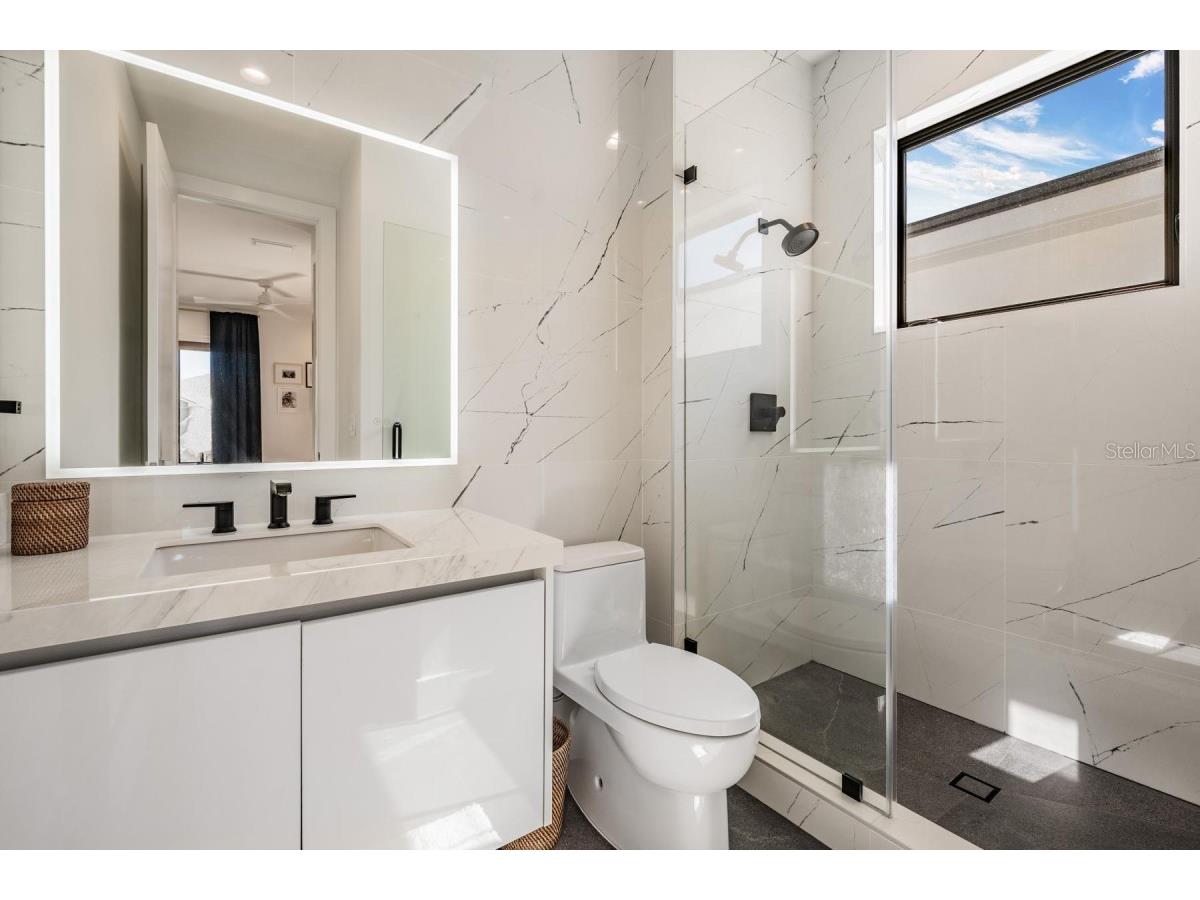 212 S Renellie Drive Tampa FL 33609 A4644266 image22