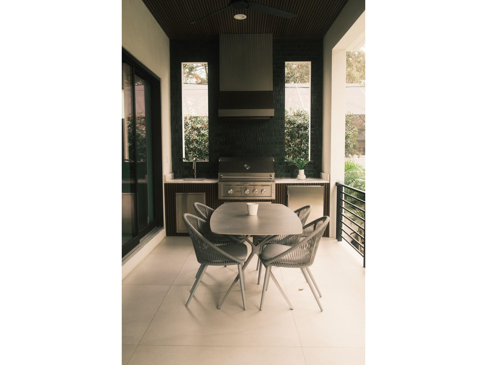 212 S Renellie Drive Tampa FL 33609 A4644266 image38