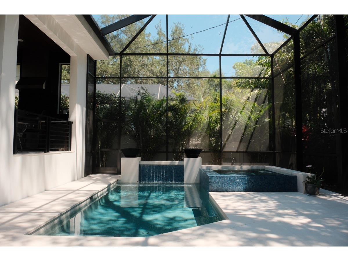 212 S Renellie Drive Tampa FL 33609 A4644266 image47