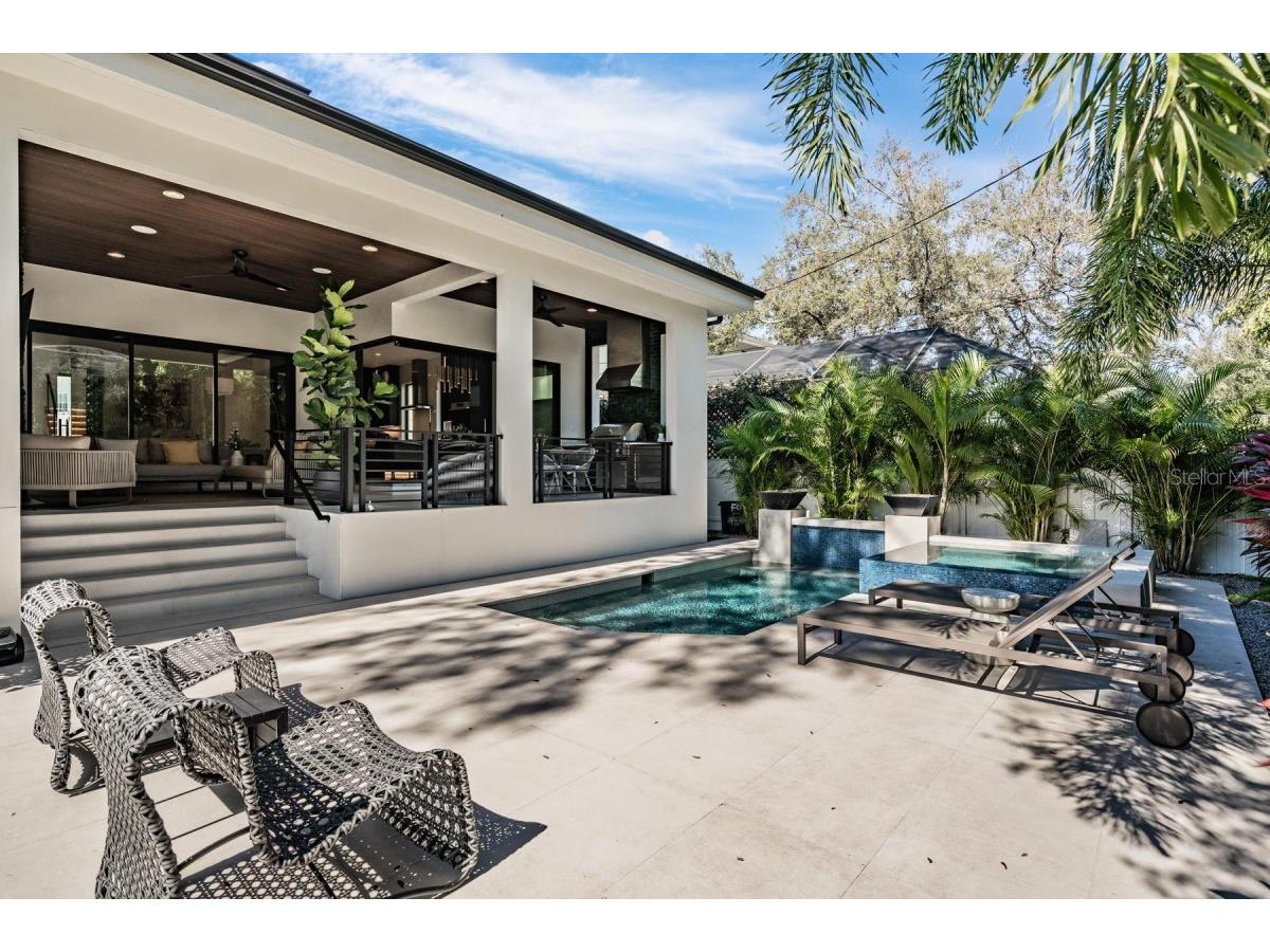 212 S Renellie Drive Tampa FL 33609 A4644266 image7