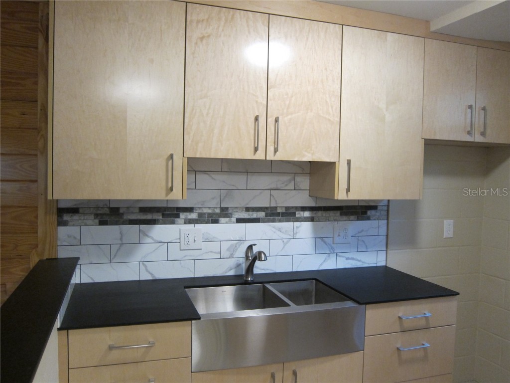 212 SE 7th Street #1 Gainesville FL 32601 GC533789 image16