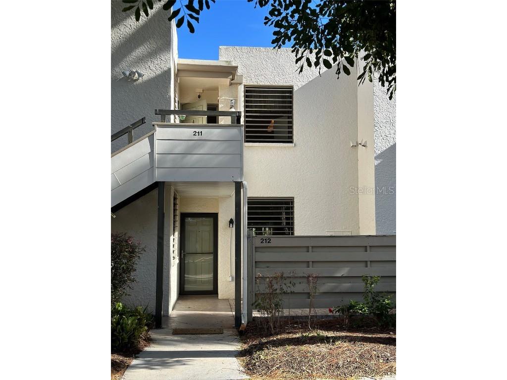 212 Sherwood Drive #212 Bradenton FL 34210 A4595130 image1