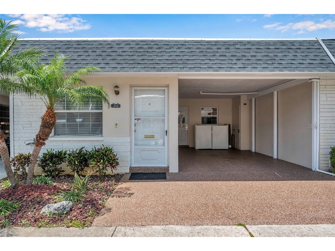 212 Sky Loch Drive E Dunedin FL 34698 U8199669 image1