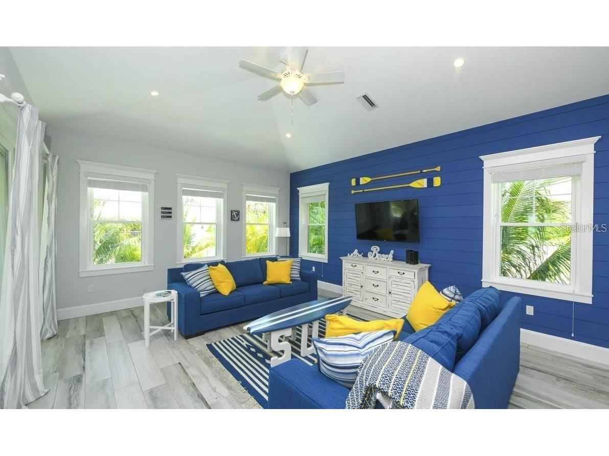 212 Spring Avenue Anna Maria FL 34216 A4650724 image7