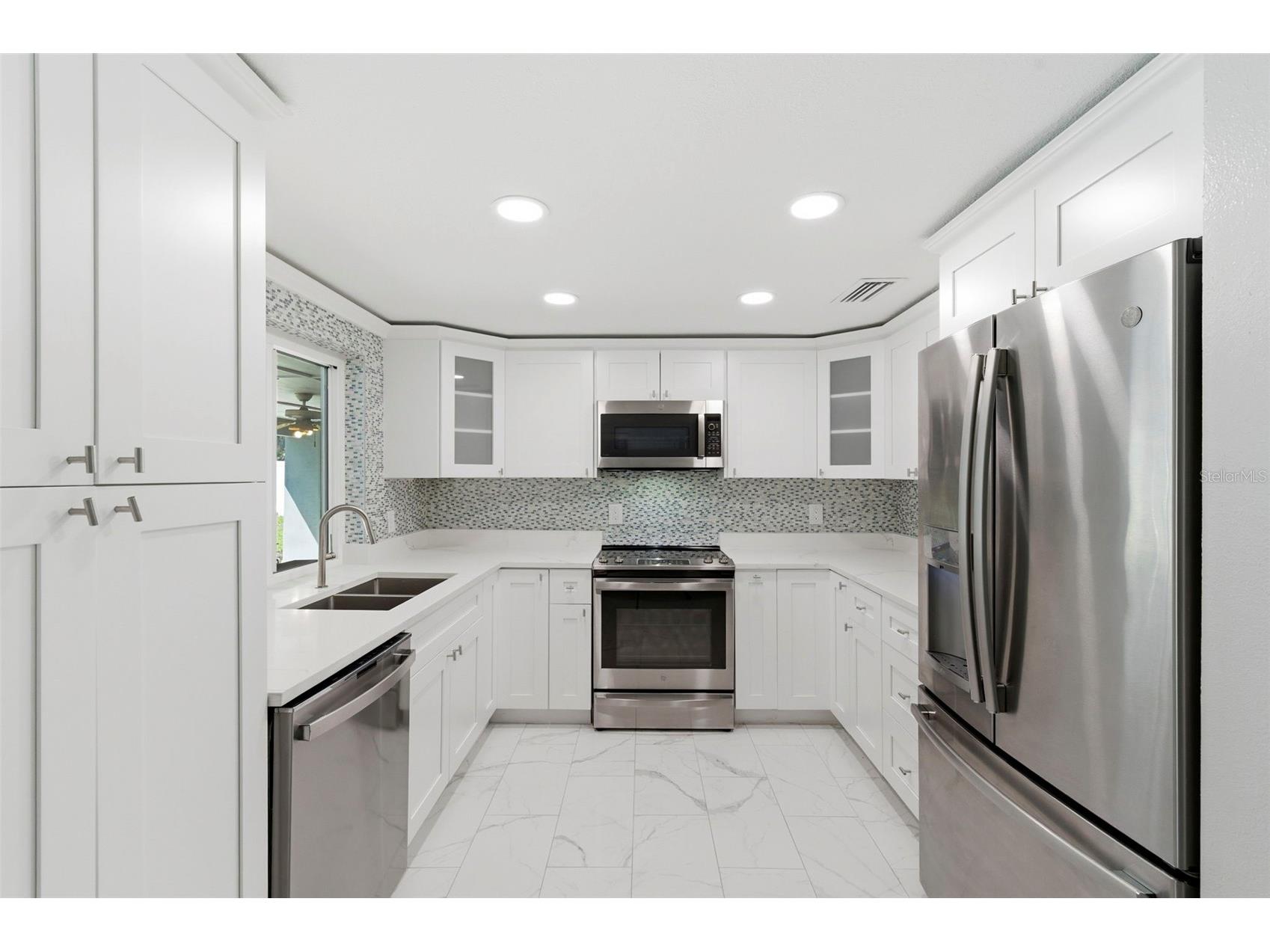 212 W 131st Avenue Tampa FL 33612 W7883800 image16