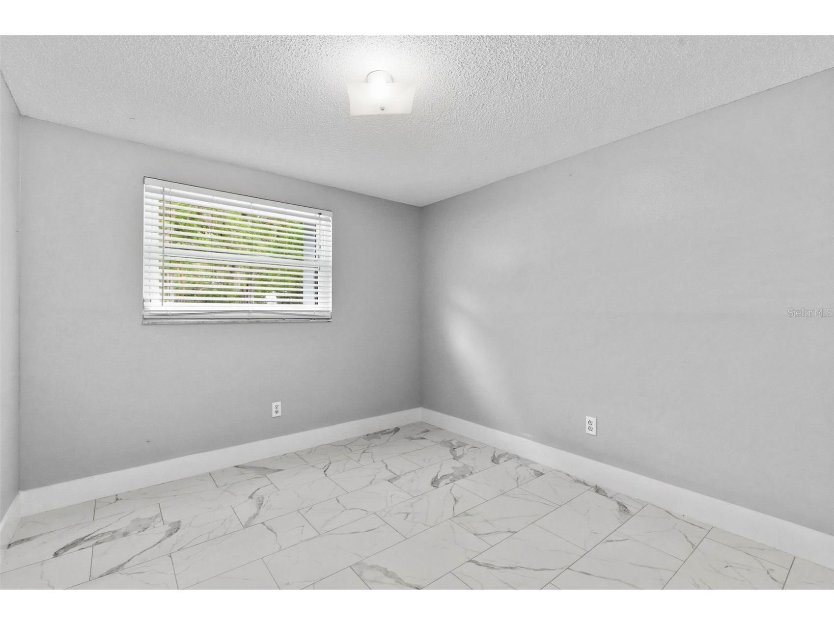 212 W 131st Avenue Tampa FL 33612 W7883800 image30