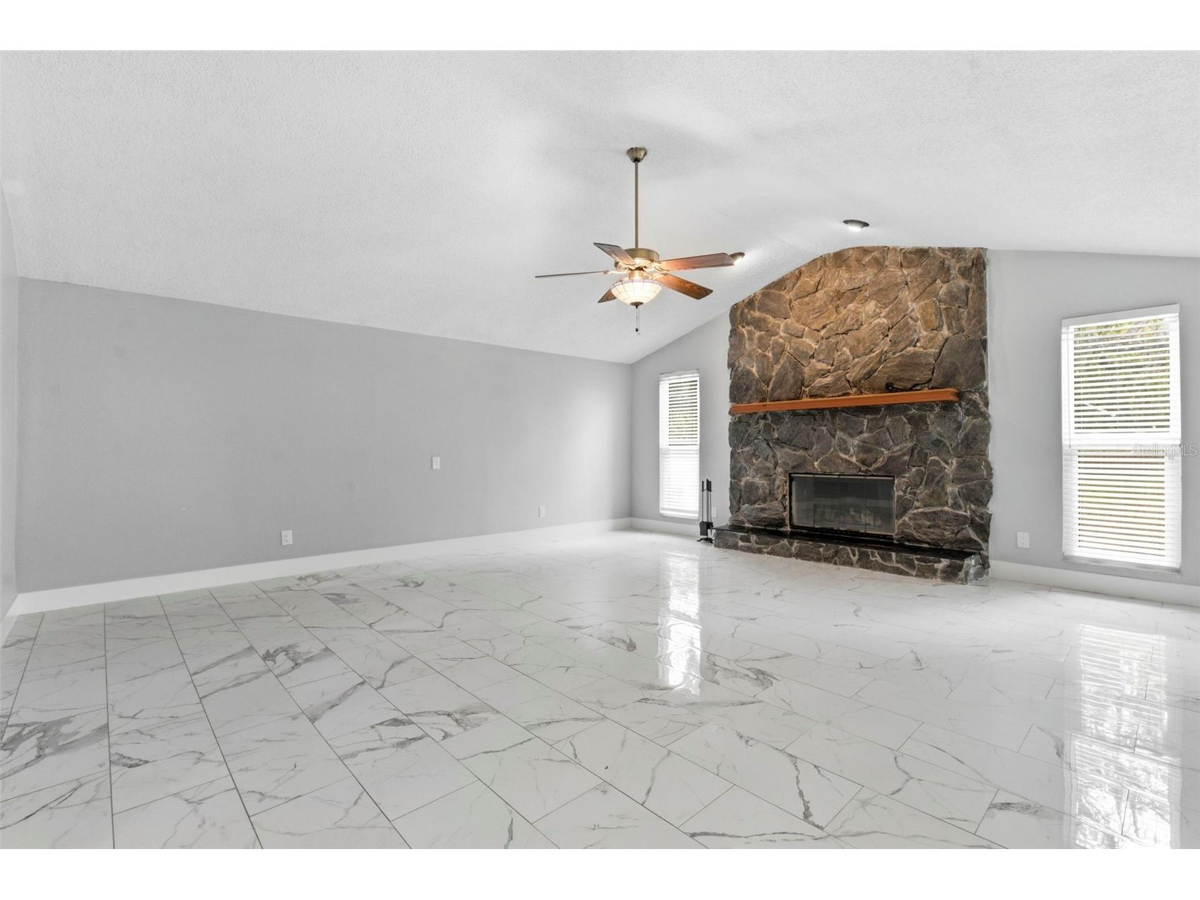 212 W 131st Avenue Tampa FL 33612 W7883800 image43