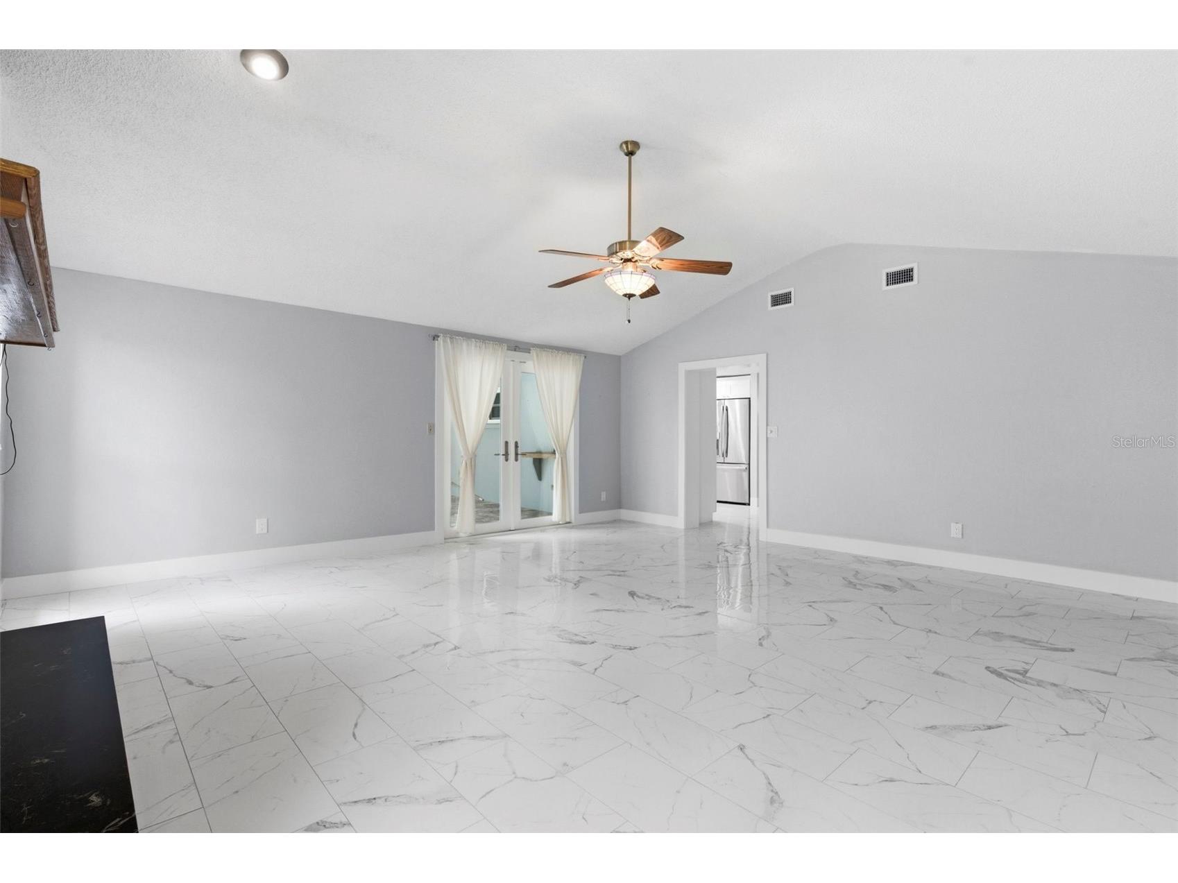 212 W 131st Avenue Tampa FL 33612 W7883800 image45