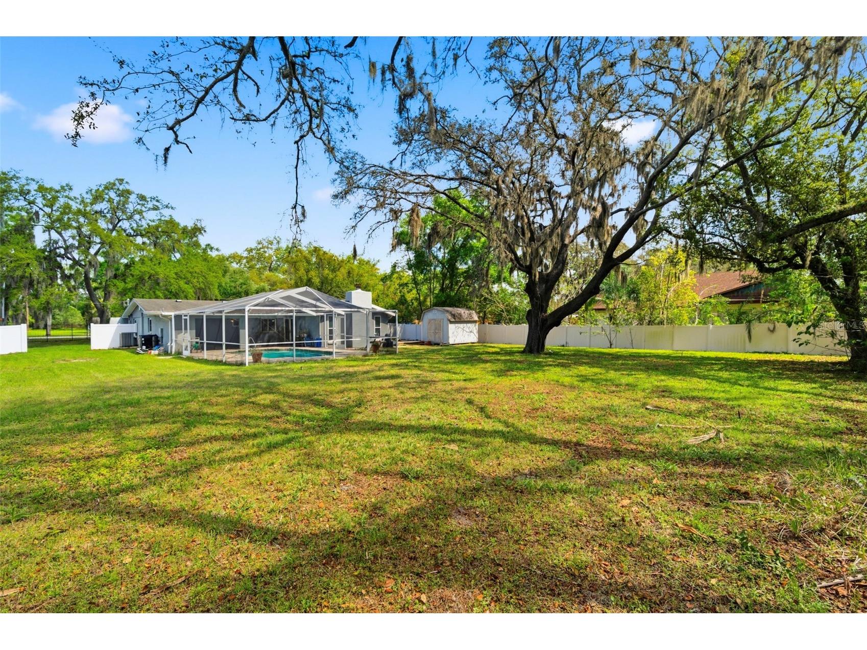 212 W 131st Avenue Tampa FL 33612 W7883800 image57