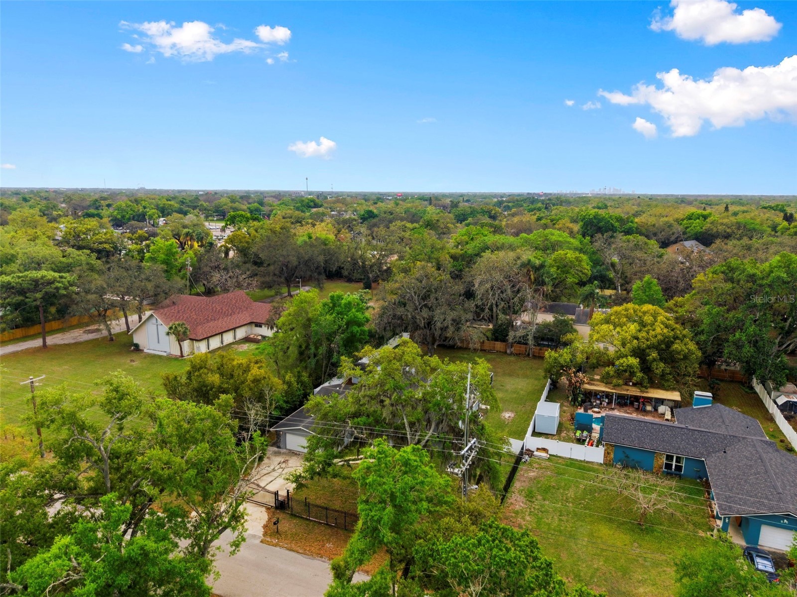 212 W 131st Avenue Tampa FL 33612 W7883800 image72