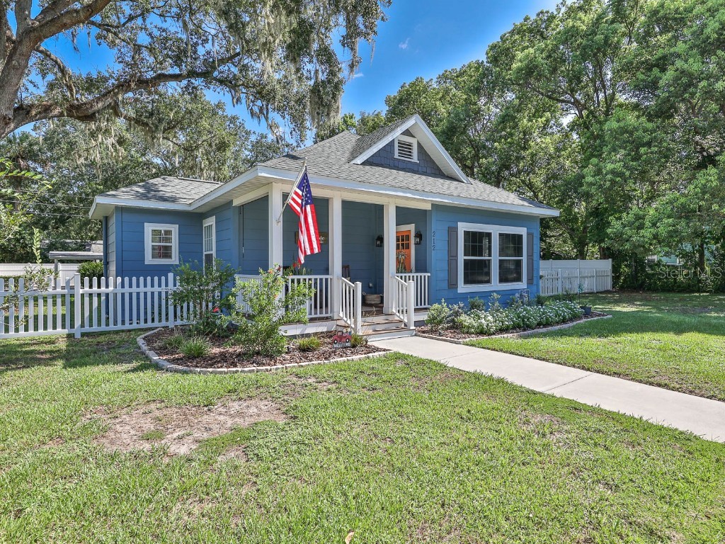 212 W 18th Street Sanford FL 32771 V4931658 image1