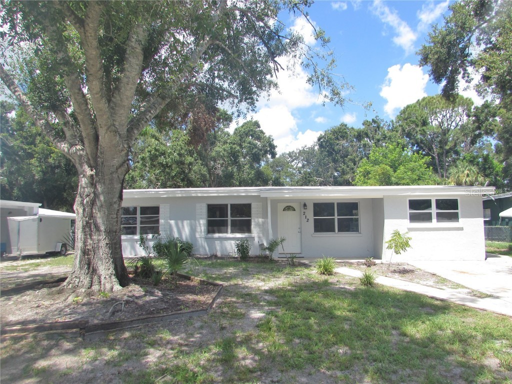 212 W Cornelius Circle Sarasota FL 34232 A4662714 image1