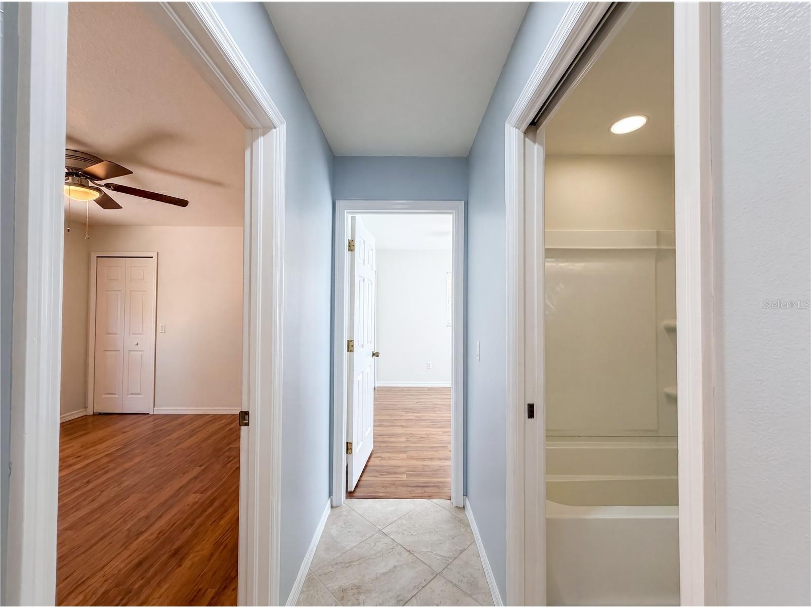 212 Washington Avenue Osprey FL 34229 O6404307 image17