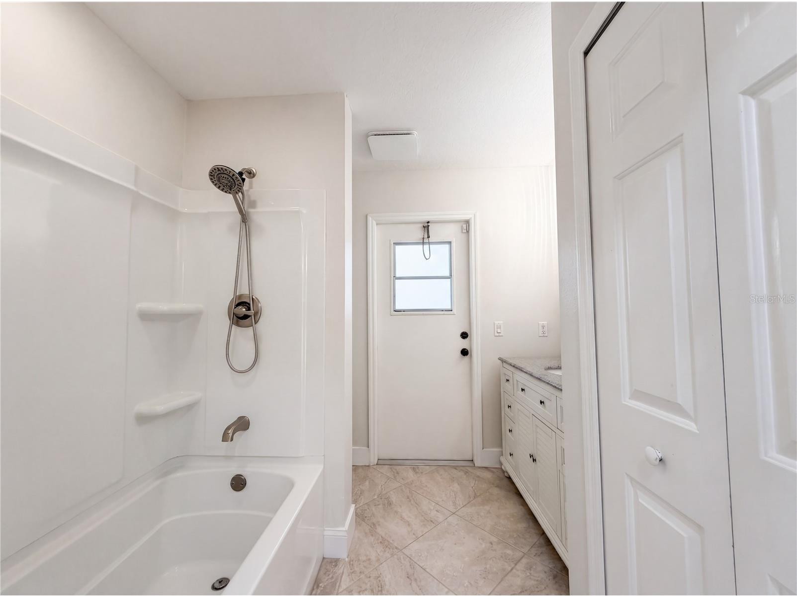 212 Washington Avenue Osprey FL 34229 O6404307 image26
