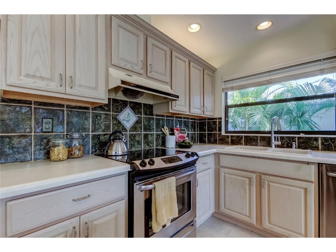 212 Westwinds Drive Palm Harbor FL 34683 TB8449728 image13