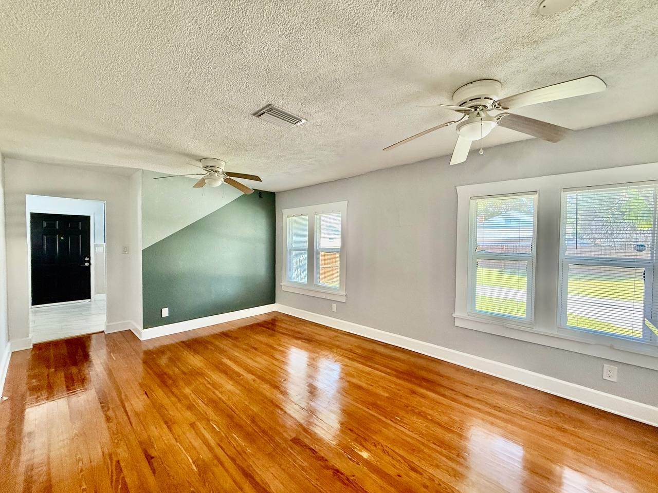 2120 46th Av N Saint Petersburg FL 33714 O6365785 image12