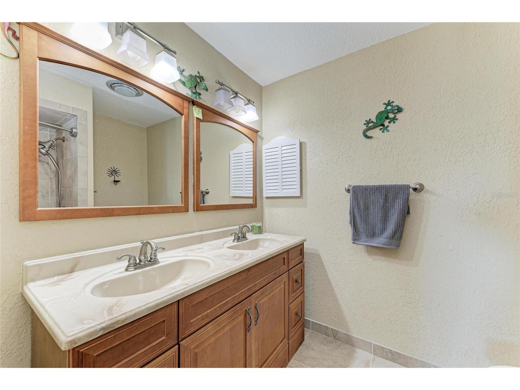 2120 47th Street Pl W Bradenton FL 34209 A4698127 image28