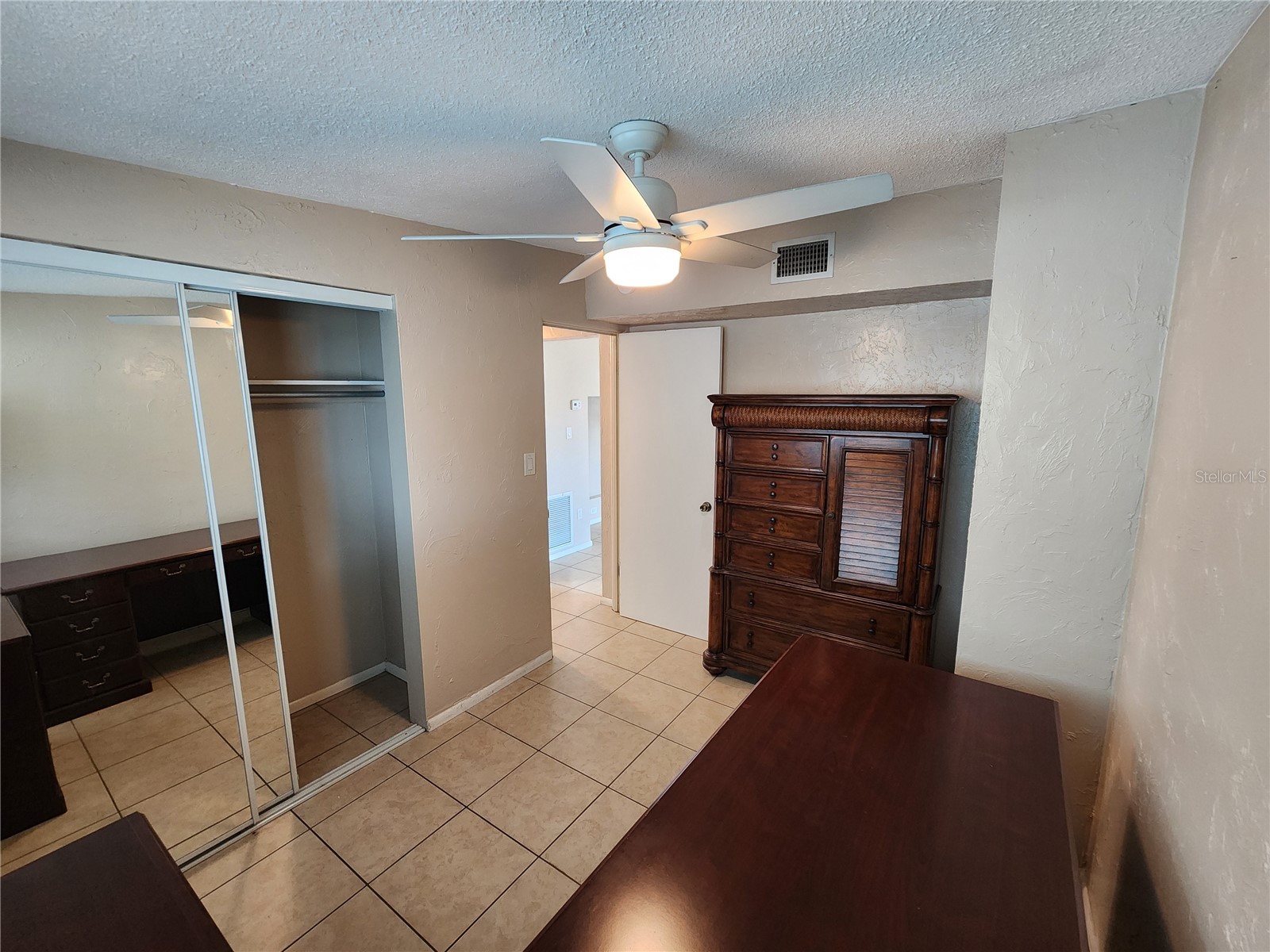 2120 Bayshore Gardens Parkway Bradenton FL 34207 A4687385 image16