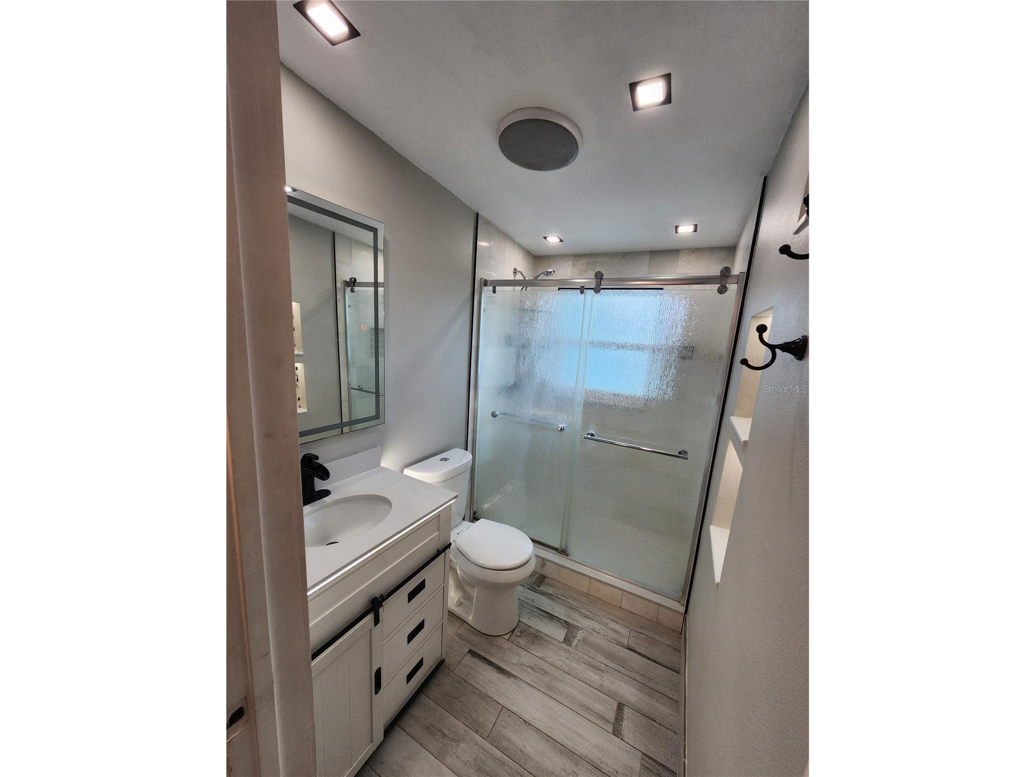 2120 Bayshore Gardens Parkway Bradenton FL 34207 A4687385 image17