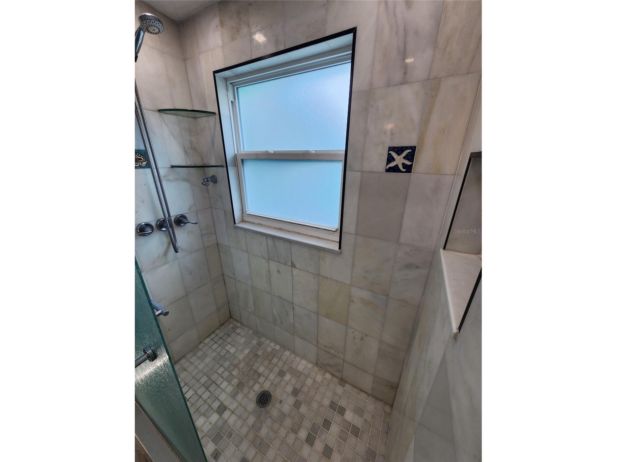 2120 Bayshore Gardens Parkway Bradenton FL 34207 A4687385 image20