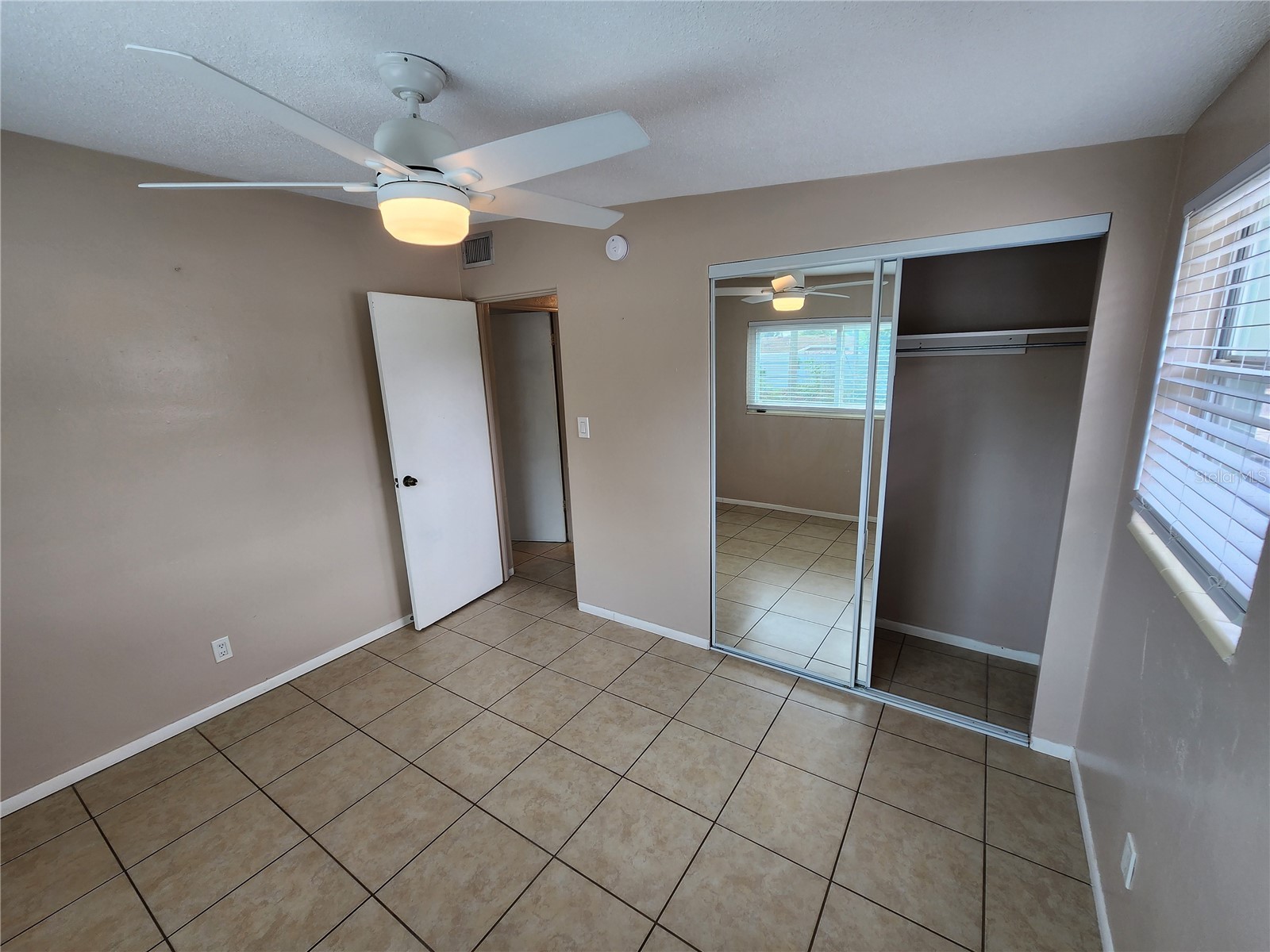 2120 Bayshore Gardens Parkway Bradenton FL 34207 A4687385 image26