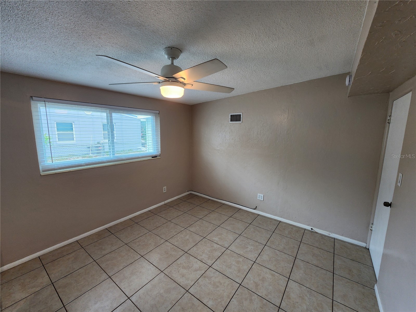 2120 Bayshore Gardens Parkway Bradenton FL 34207 A4687385 image34