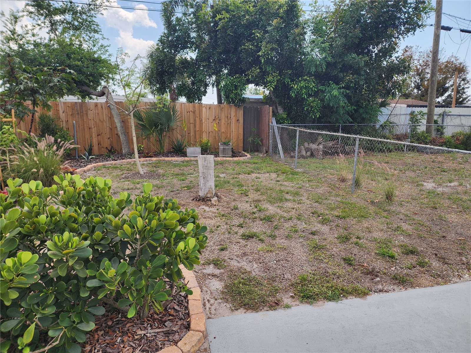 2120 Bayshore Gardens Parkway Bradenton FL 34207 A4687385 image42