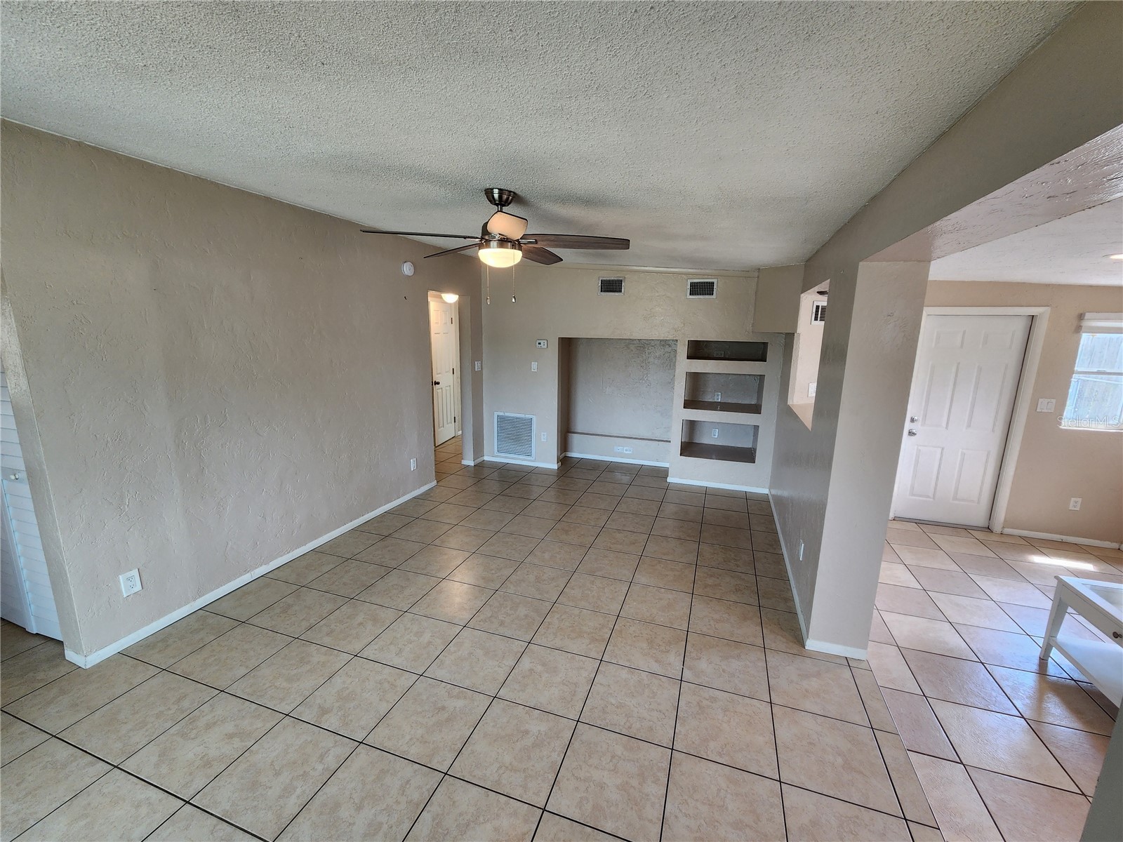 2120 Bayshore Gardens Parkway Bradenton FL 34207 A4687385 image7