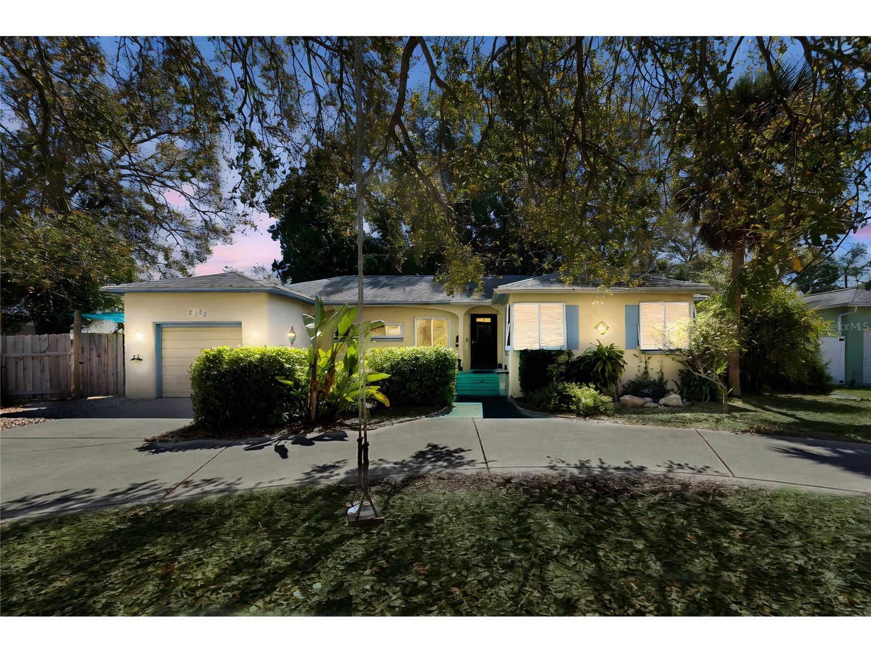 2120 Coronada Way S Saint Petersburg FL 33712 TB8483989 image1