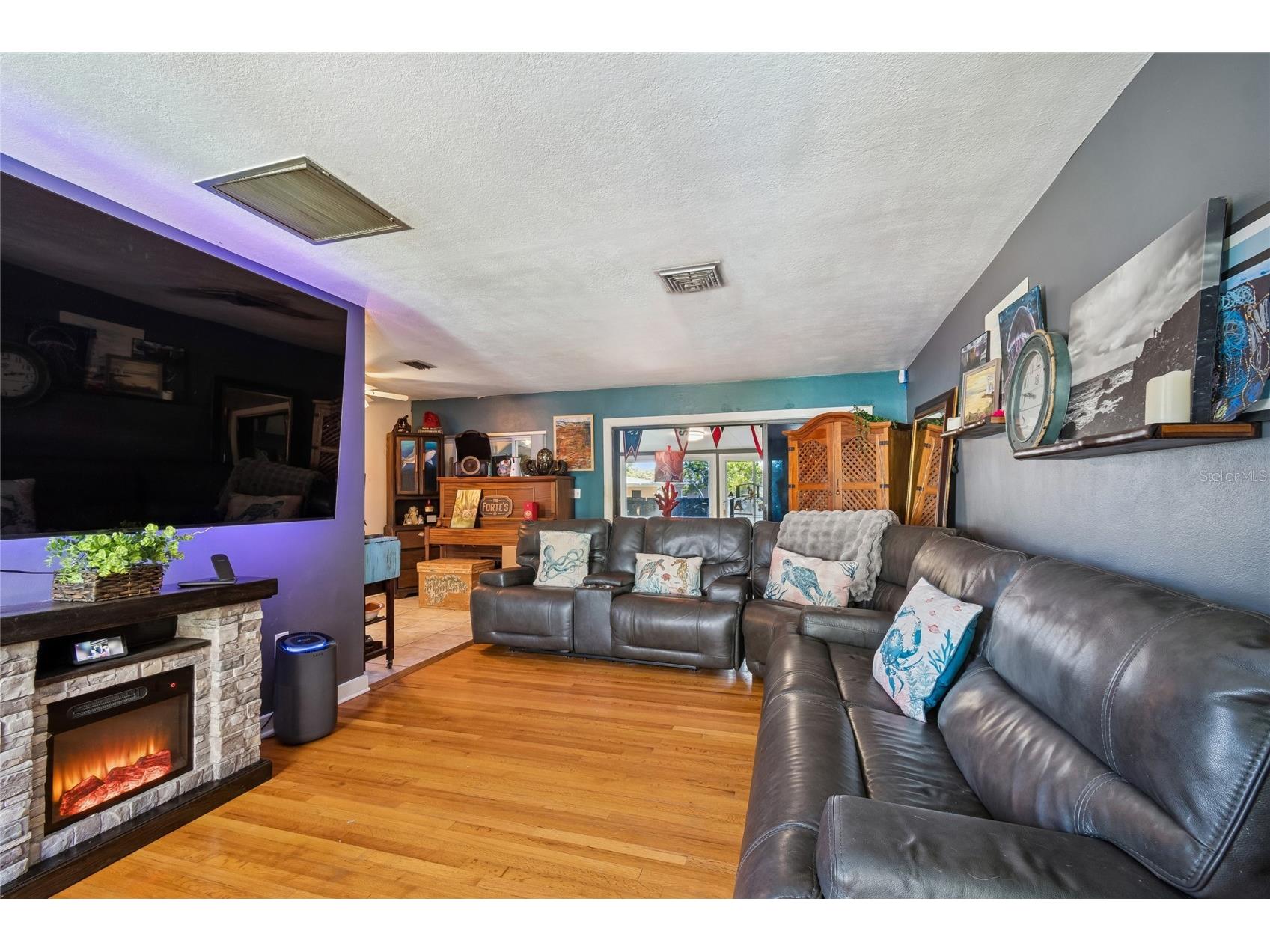 2120 Coronada Way S Saint Petersburg FL 33712 TB8483989 image16