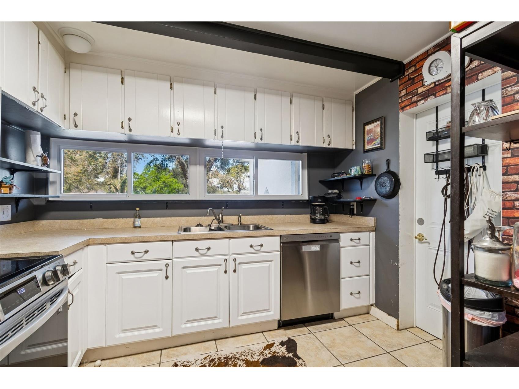 2120 Coronada Way S Saint Petersburg FL 33712 TB8483989 image21