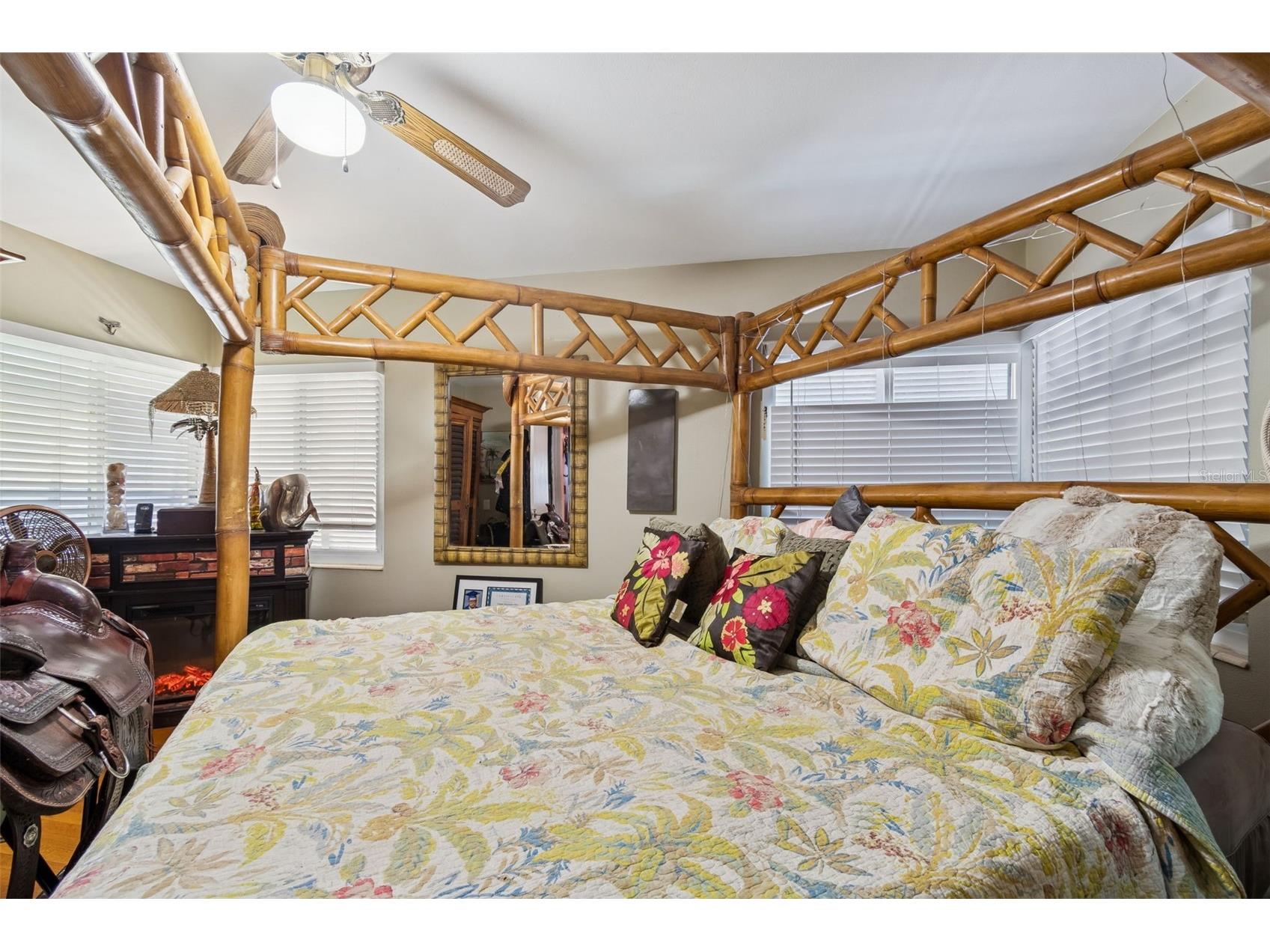 2120 Coronada Way S Saint Petersburg FL 33712 TB8483989 image43
