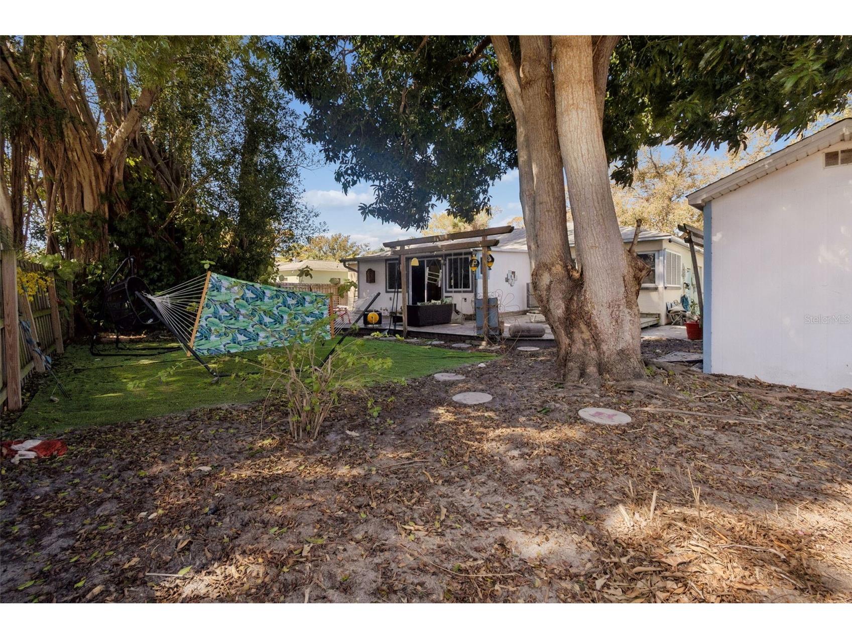 2120 Coronada Way S Saint Petersburg FL 33712 TB8483989 image54