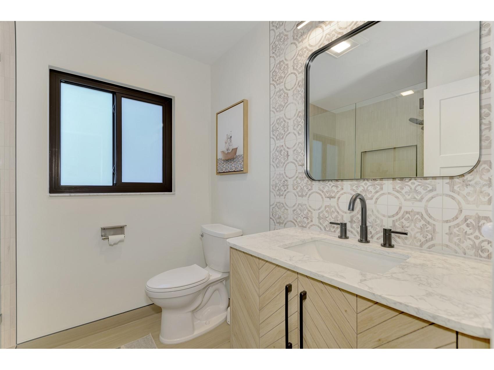2120 Craft Lane Sarasota FL 34239 A4696329 image25