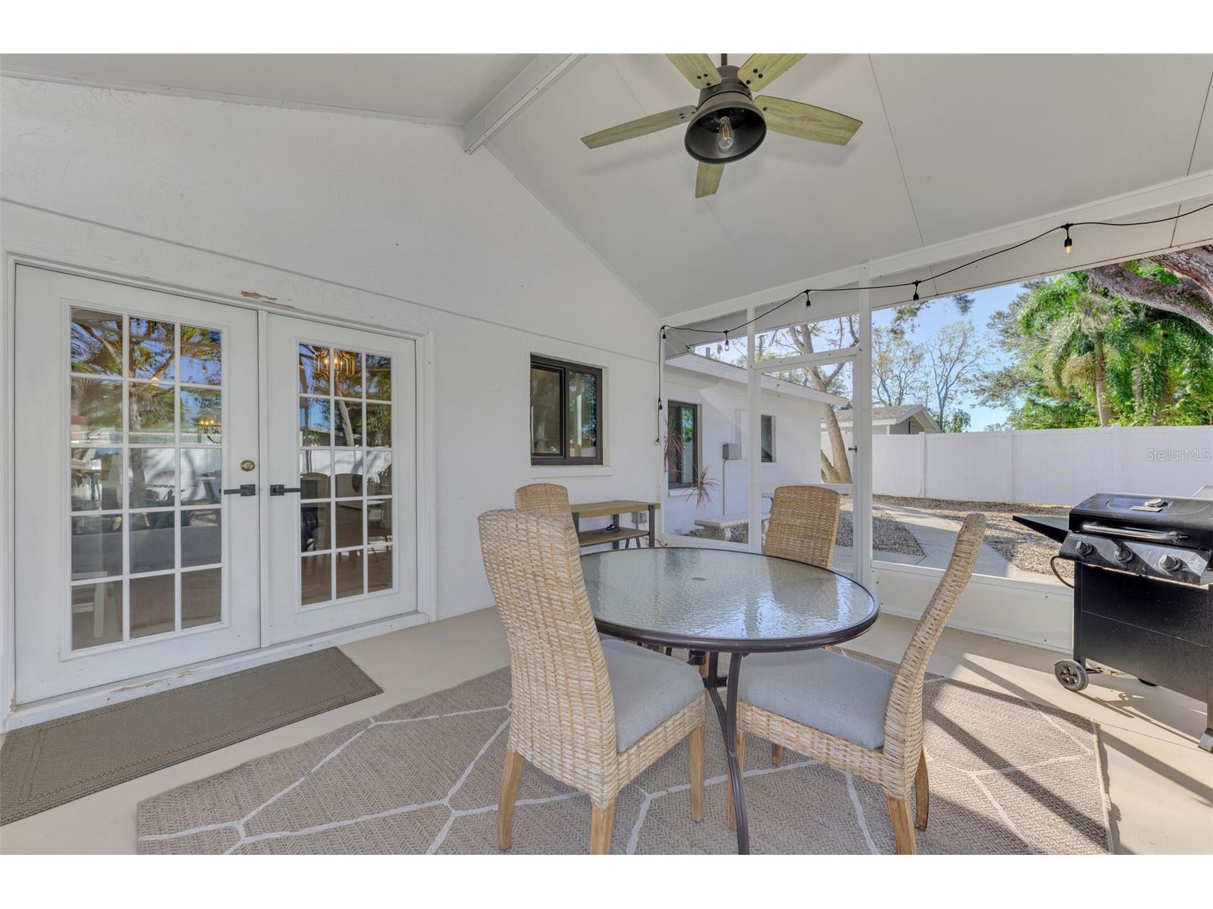 2120 Craft Lane Sarasota FL 34239 A4696329 image32