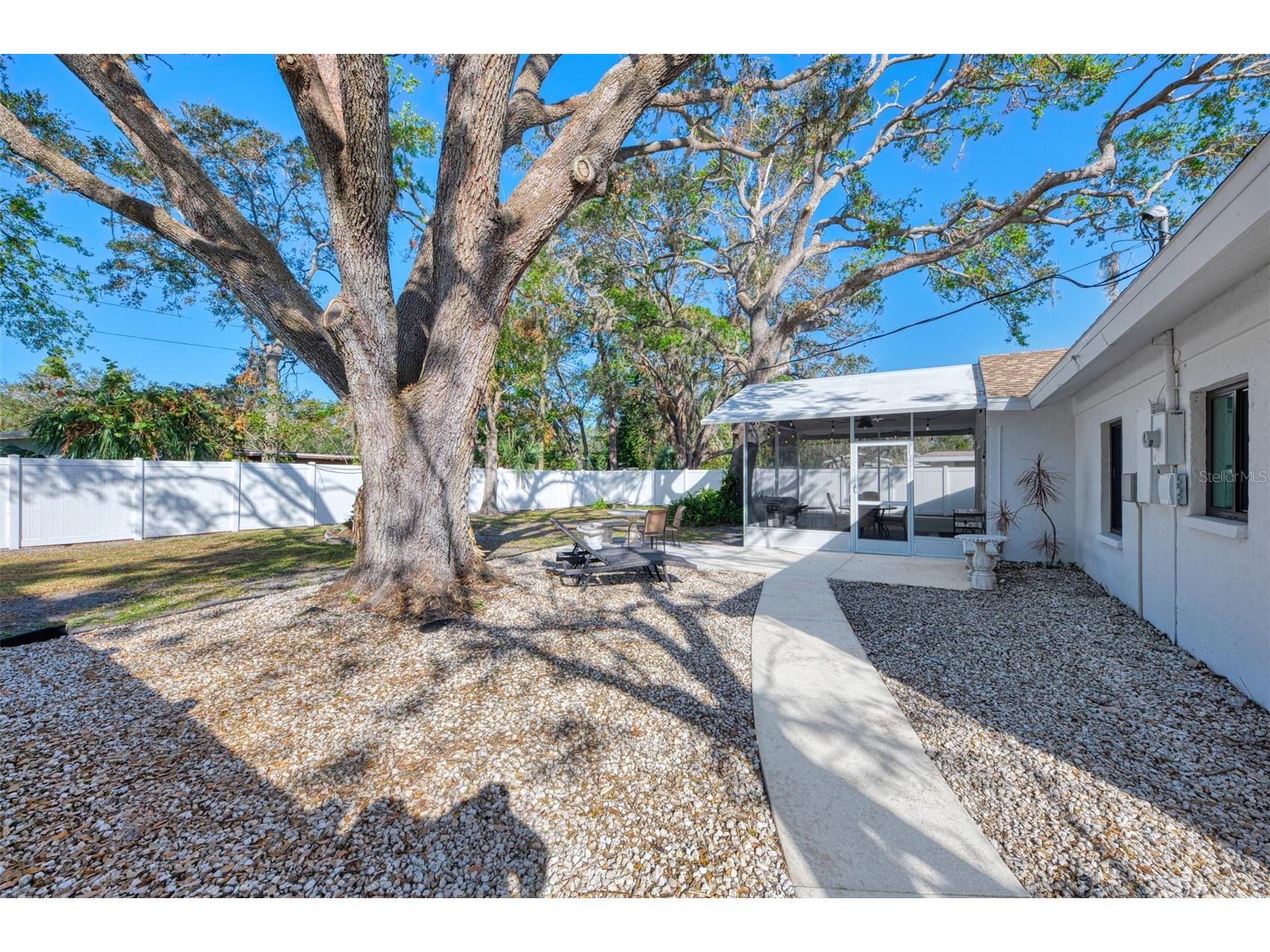2120 Craft Lane Sarasota FL 34239 A4696329 image34
