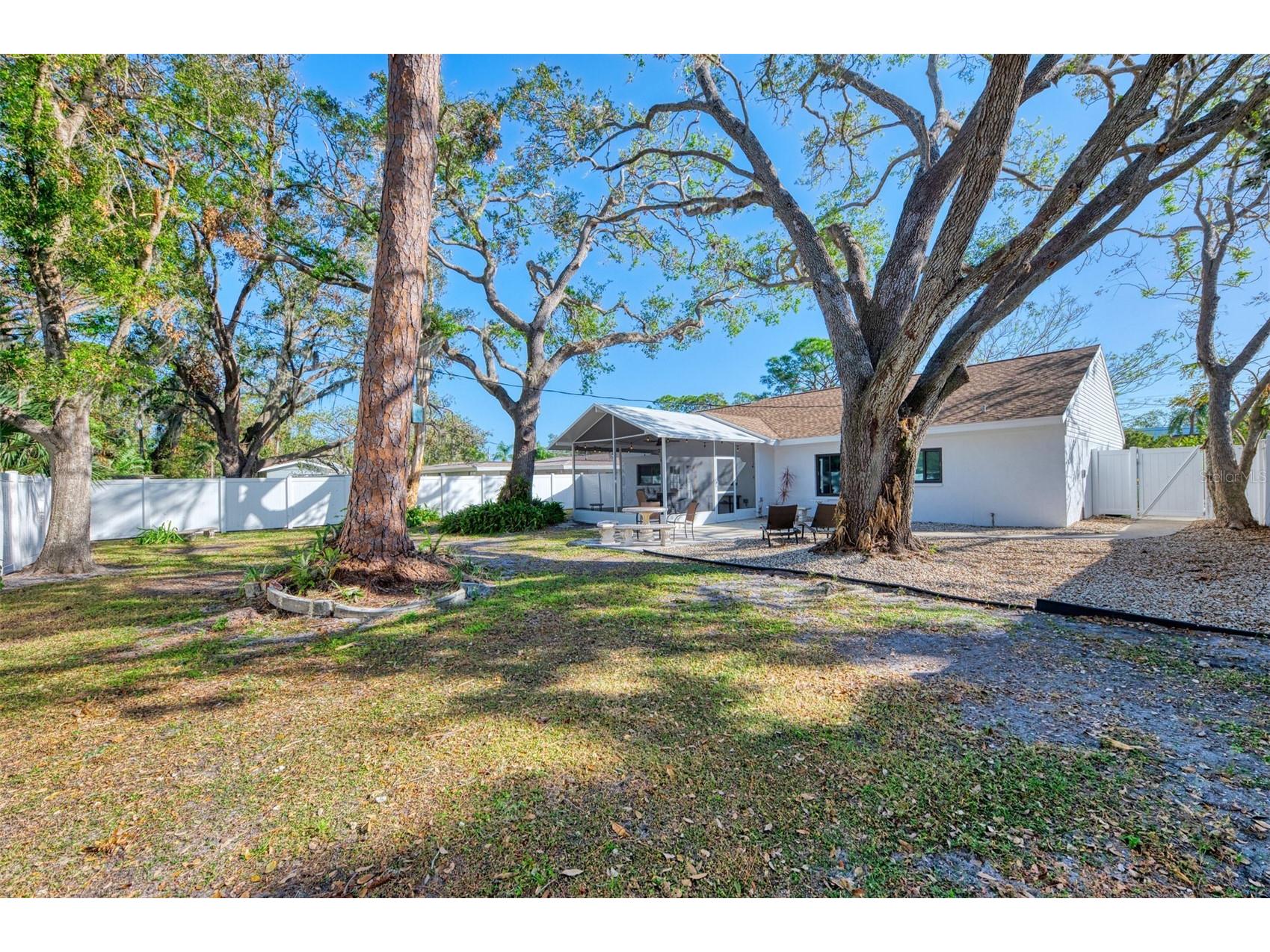2120 Craft Lane Sarasota FL 34239 A4696329 image35