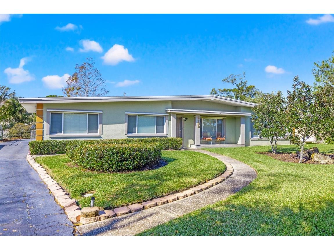 2120 Fairway Avenue S Saint Petersburg FL 33712 U8190250 image1