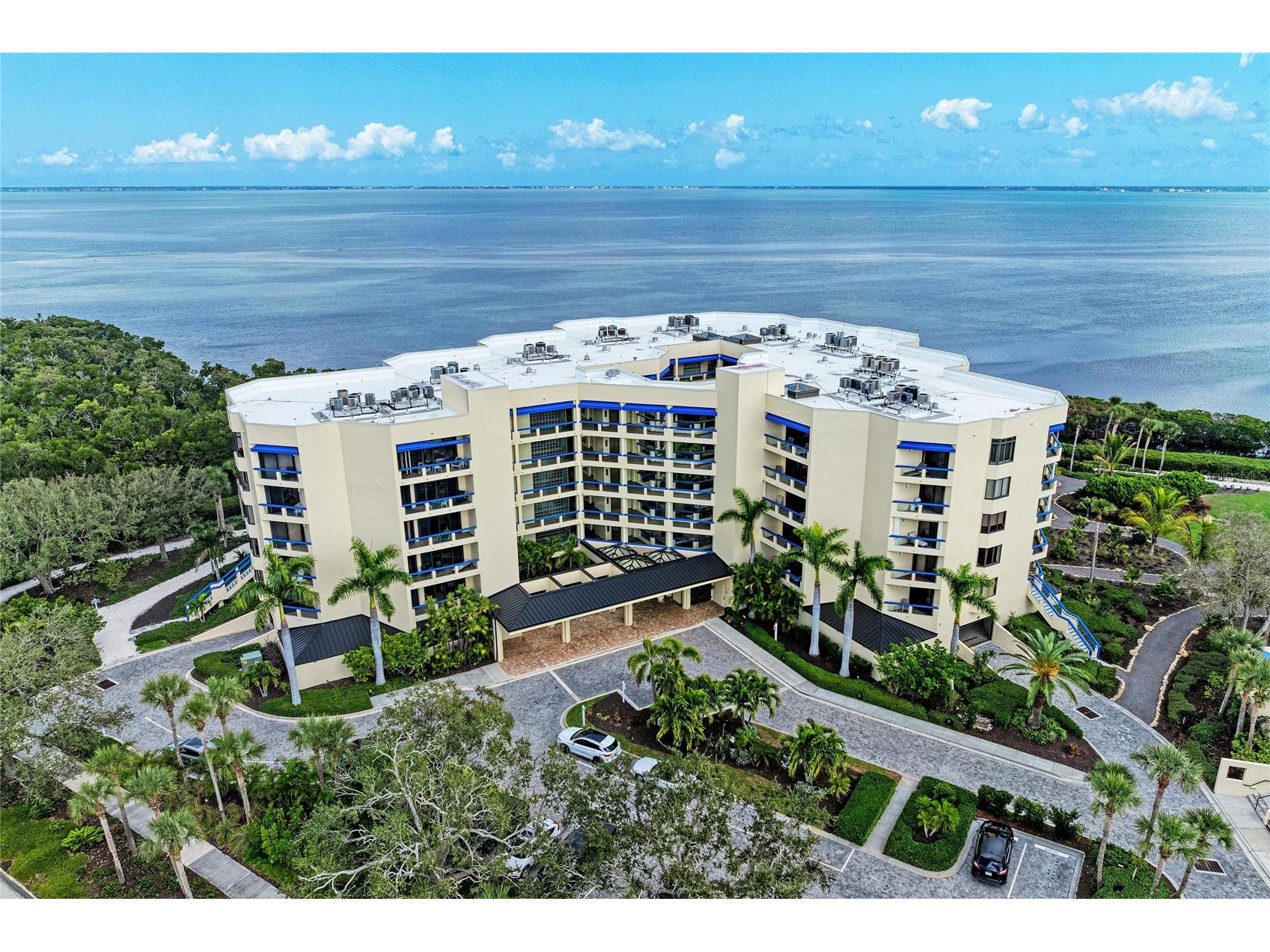 2120 Harbourside Drive #612 Longboat Key FL 34228 - SARASOTA BAY A4679908 image1
