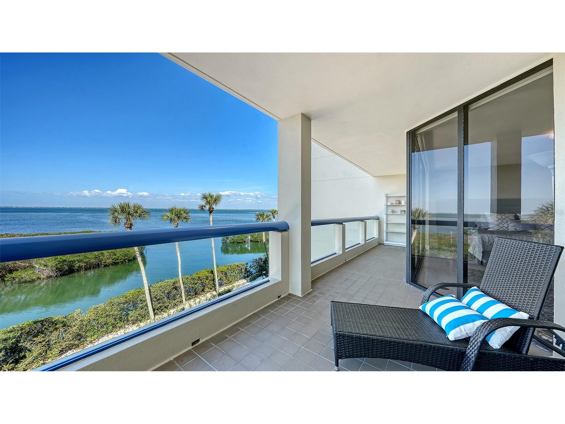 2120 Harbourside Drive #623 Longboat Key FL 34228 - SARASOTA BAY A4686721 image12