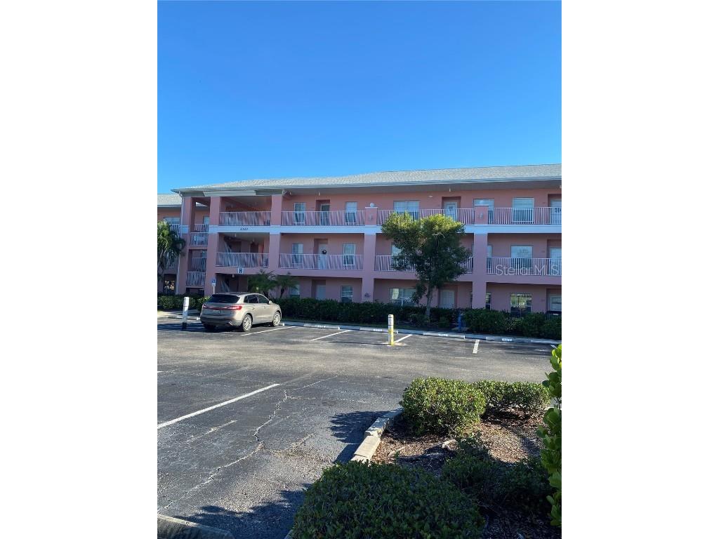 2120 Heron Lake Drive #305 Punta Gorda FL 33983 C7484053 image1